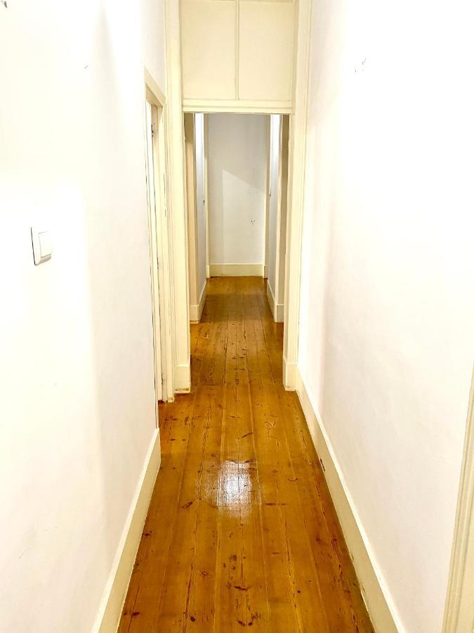 Artdeco Chiado 4 - Large Comfortable Double With Shared Bathroom * Lisboa