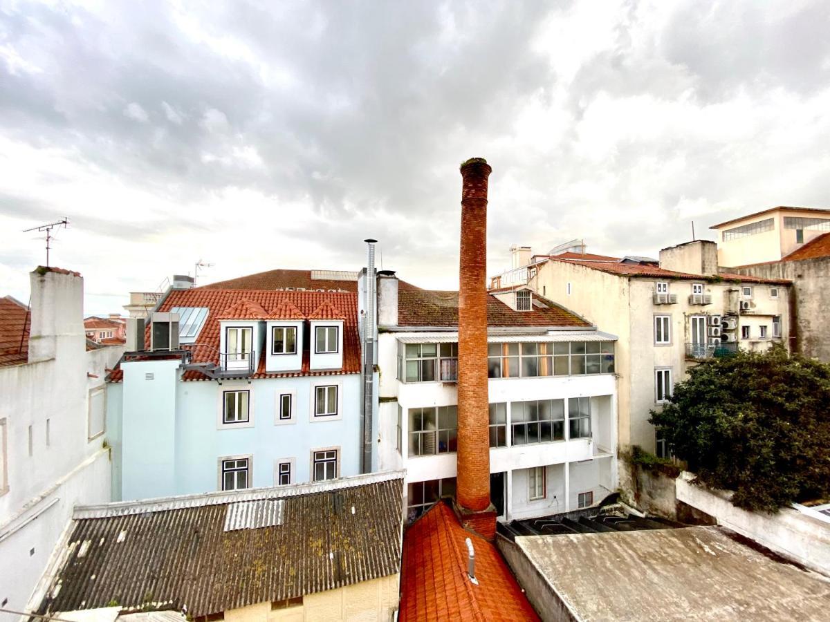Pensión Artdeco Chiado 4 - Large Comfortable Double With Shared Bathroom *